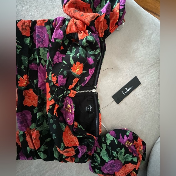 🆕 Lulus floral print 2-piece strapless crop top and skirt set. Top S/Skirt XS - Picture 4 of 7